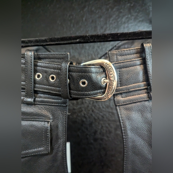 Harley Davidson Woman's Medium Leather Chaps - Picture 3 of 14